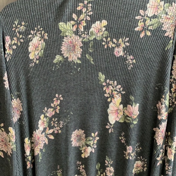 Lularoe long cardigan - Picture 2 of 2